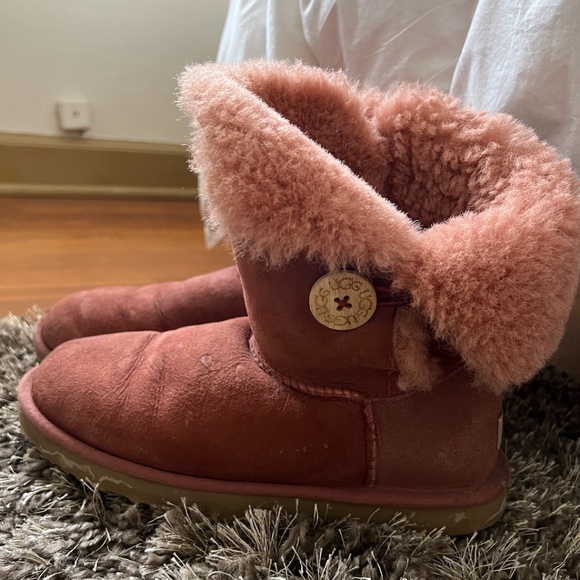 uggs medium height